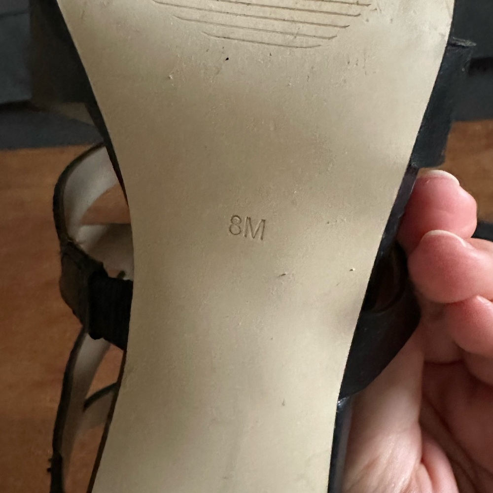Guess Black Elegant Heels - Picture 9 of 11
